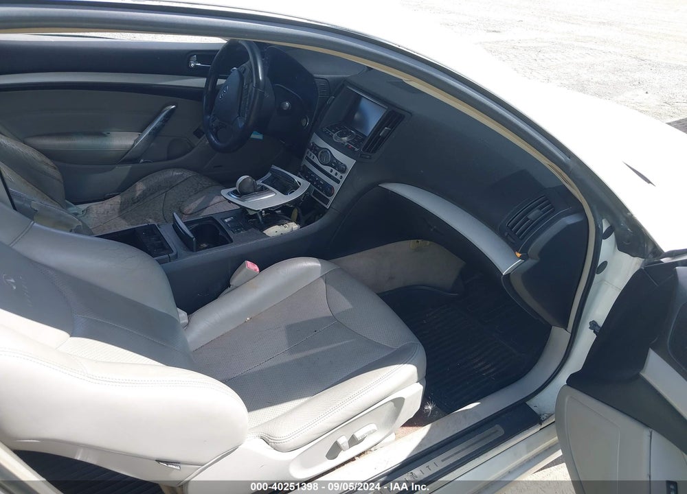 2009 INFINITI G37X VIN: JNKCV64FX9M332290