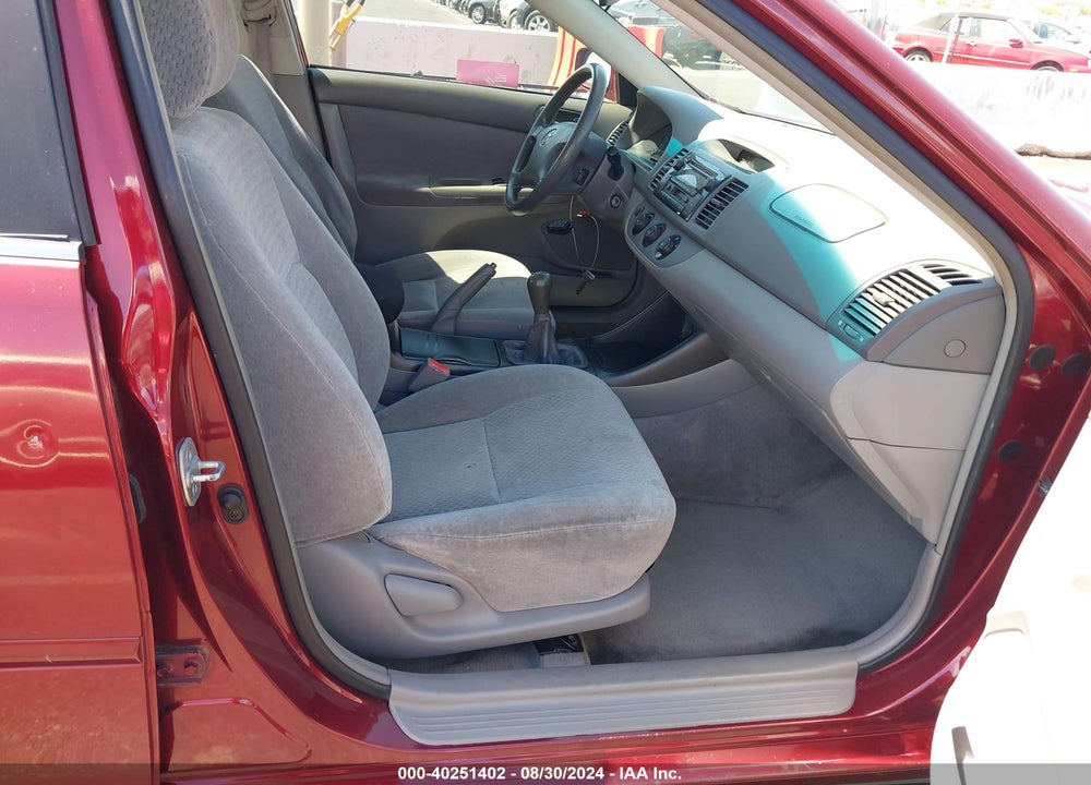 2002 TOYOTA CAMRY LE VIN: JTDBE32K920067449