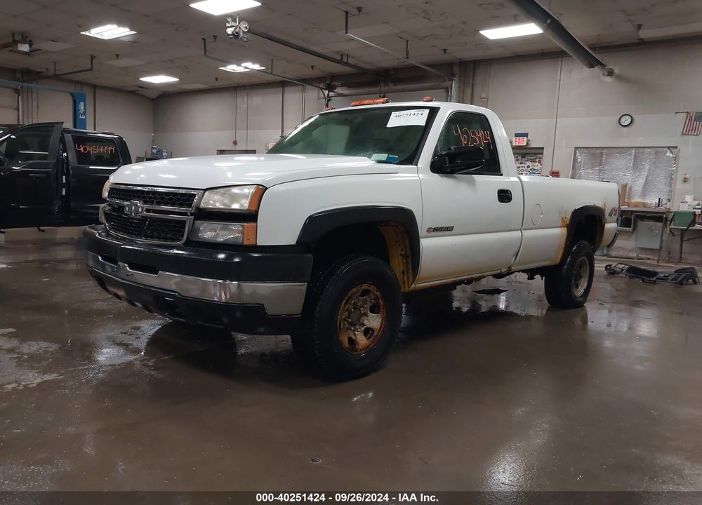 2006 CHEVROLET SILVERADO 2500HD WORK TRUCK VIN: 1GCHK24U66E129474