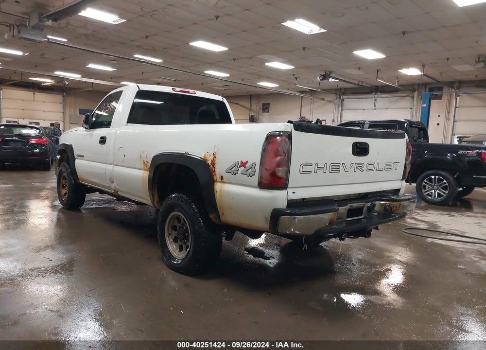 2006 CHEVROLET SILVERADO 2500HD WORK TRUCK VIN: 1GCHK24U66E129474