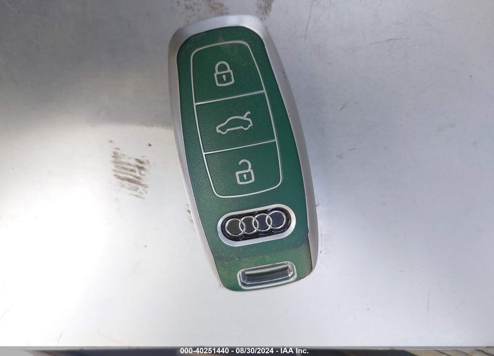 2022 AUDI E-TRON PREMIUM PLUS QUATTRO VIN: WA1LAAGE9NB022893