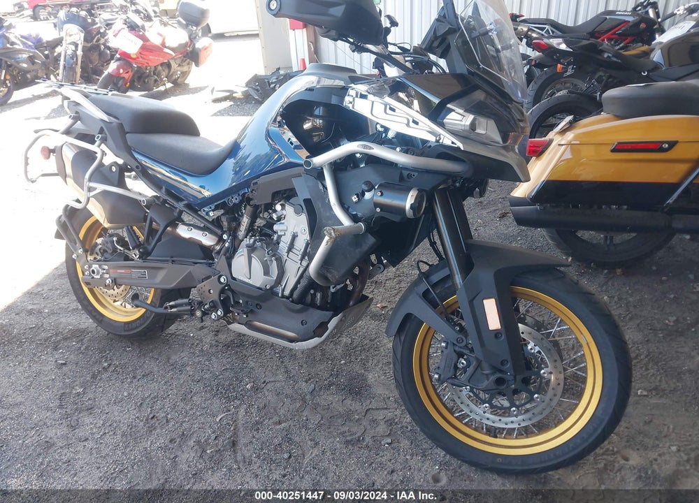 2024 CF MOTO IBEX 800 S/T VIN: LCEPEYL14R6001939