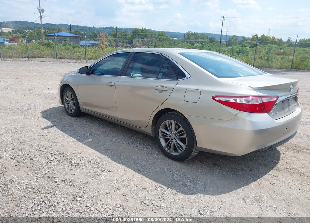 2015 TOYOTA CAMRY SE VIN: 4T1BF1FKXFU058331
