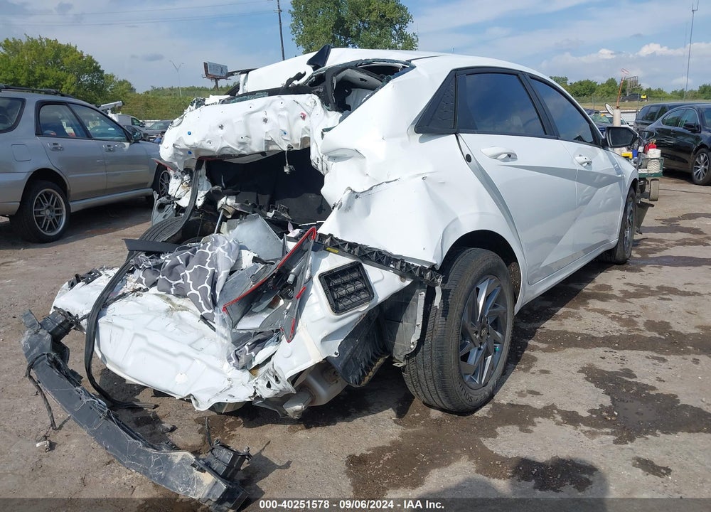 2024 HYUNDAI ELANTRA SEL VIN: KMHLM4DG6RU716953