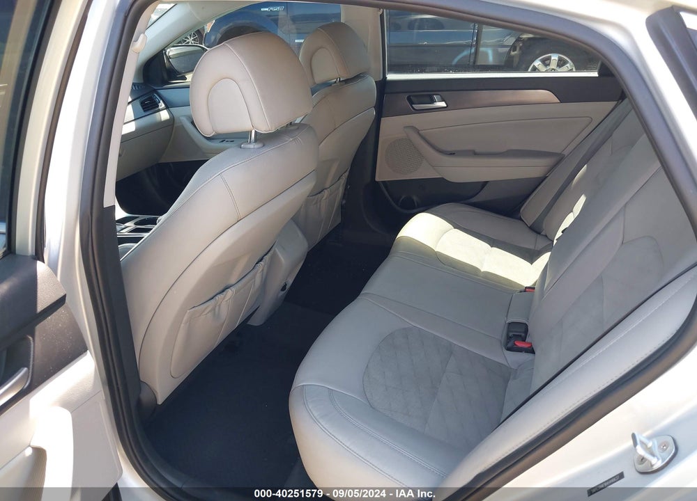 2017 HYUNDAI SONATA SPORT VIN: 5NPE34AF9HH446637