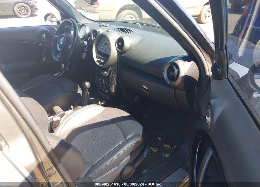 2011 MINI COOPER COUNTRYMAN VIN: WMWZB3C57BWH95106