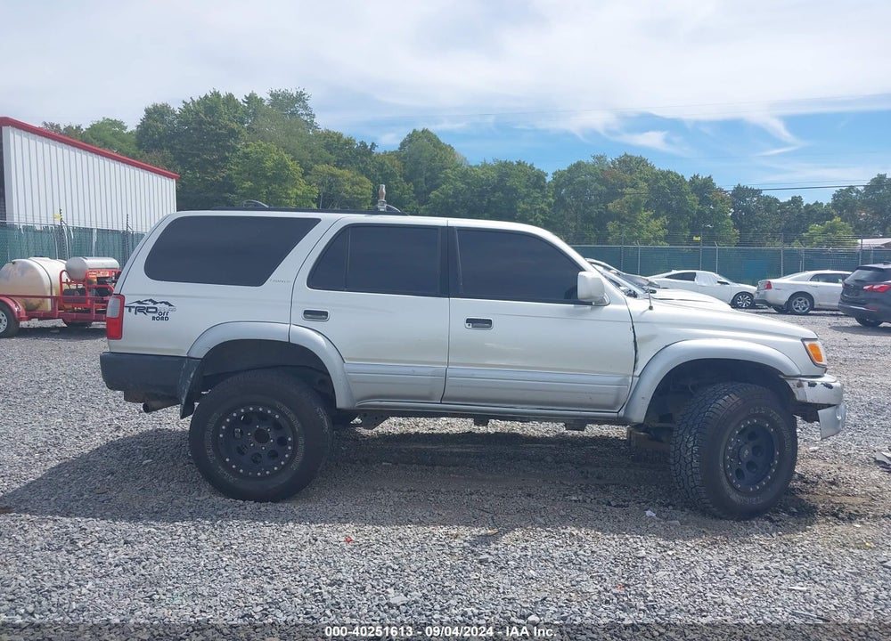 2000 TOYOTA 4RUNNER LIMITED VIN: JT3HN87R7Y0296495