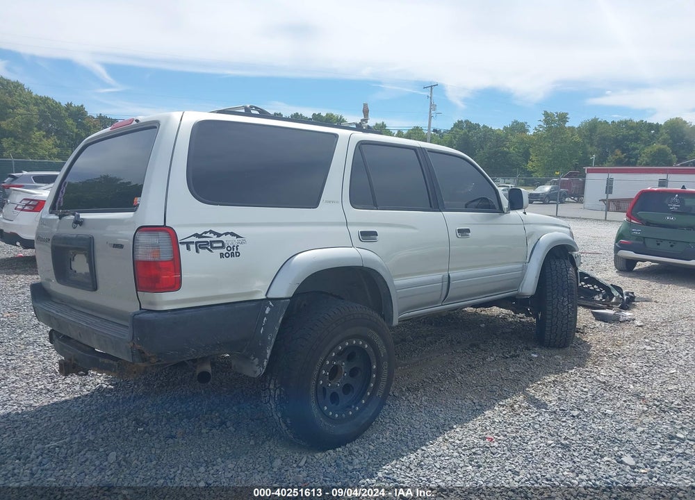 2000 TOYOTA 4RUNNER LIMITED VIN: JT3HN87R7Y0296495
