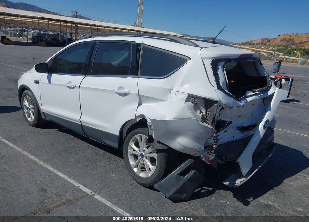 2018 FORD ESCAPE SEL VIN: 1FMCU0HD4JUB25808