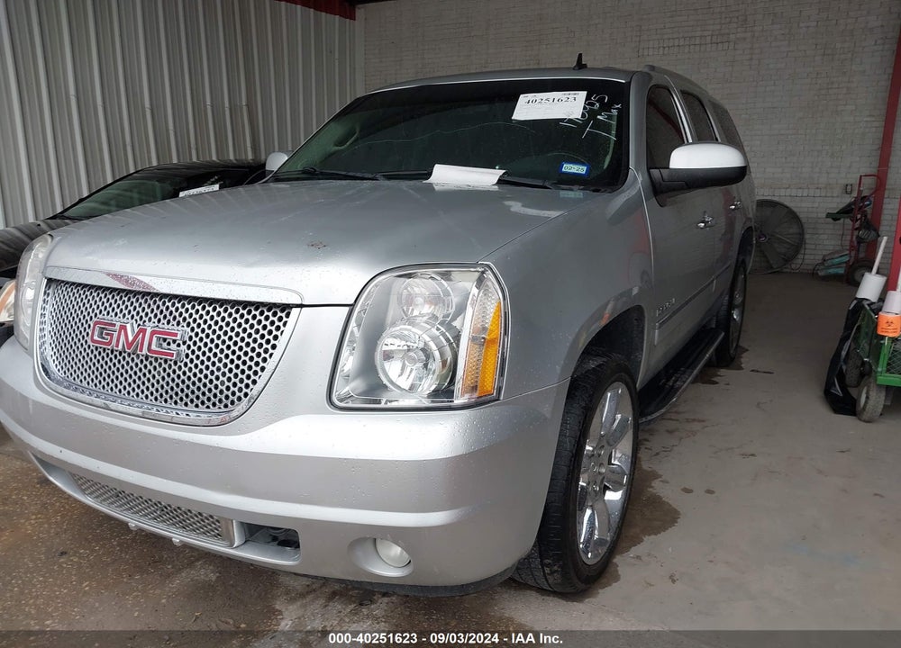 2012 GMC YUKON DENALI VIN: 1GKS2EEF9CR170925