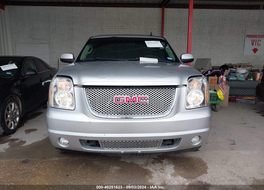 2012 GMC YUKON DENALI VIN: 1GKS2EEF9CR170925