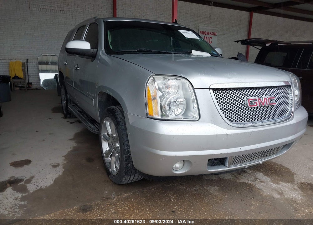 2012 GMC YUKON DENALI VIN: 1GKS2EEF9CR170925