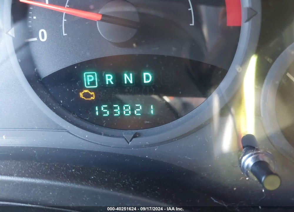 2007 JEEP COMPASS SPORT VIN: 1J8FT47W87D156320