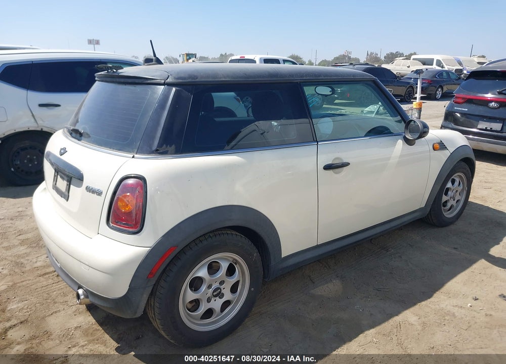 2010 MINI COOPER VIN: WMWMF3C51ATZ25859
