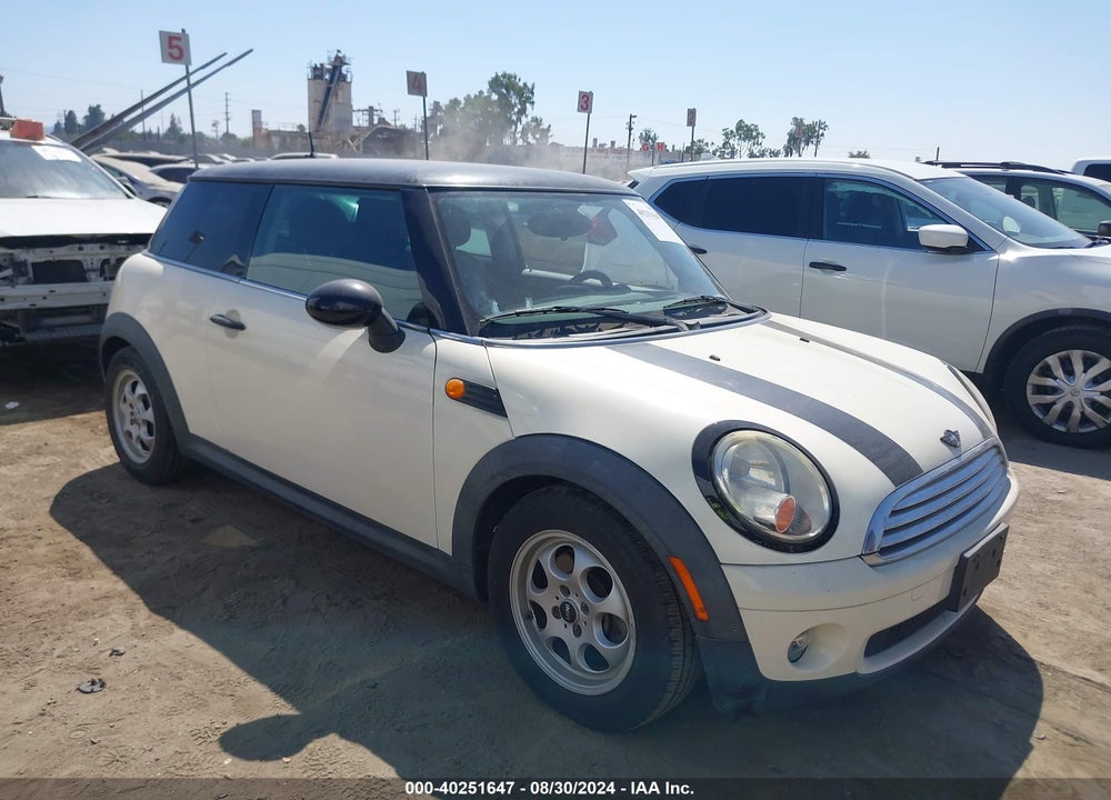 2010 MINI COOPER VIN: WMWMF3C51ATZ25859