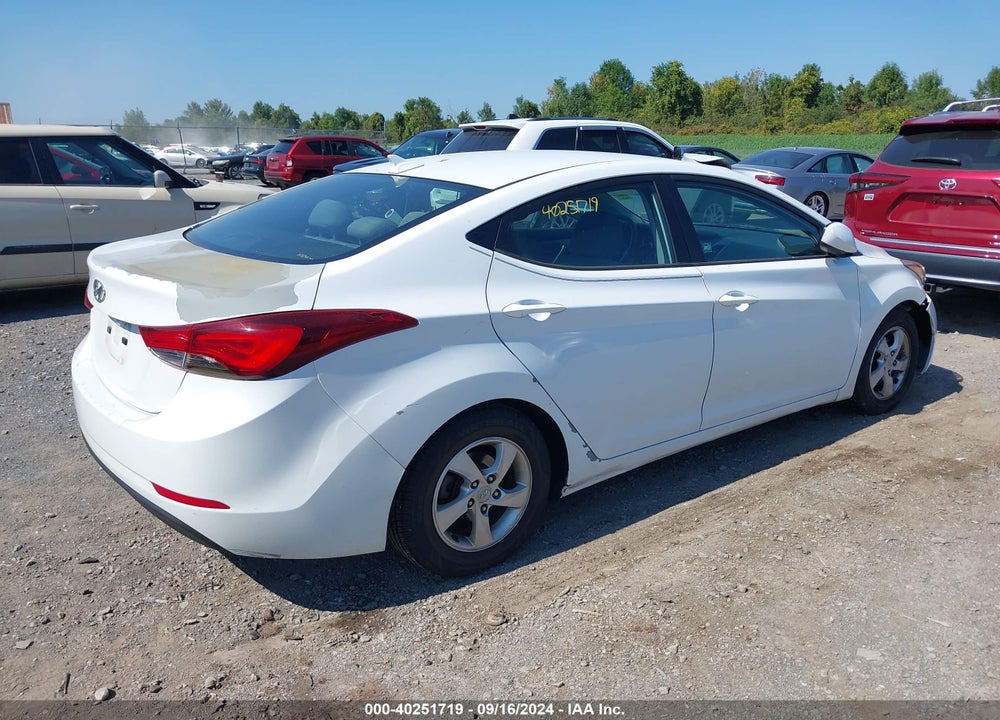 2015 HYUNDAI ELANTRA SE VIN: 5NPDH4AEXFH593728