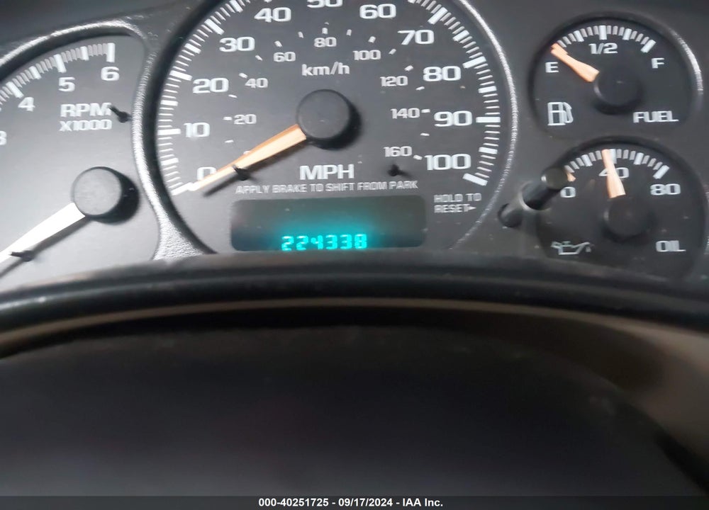 2002 CHEVROLET TAHOE Z71 VIN: 1GNEK13Z12R232032