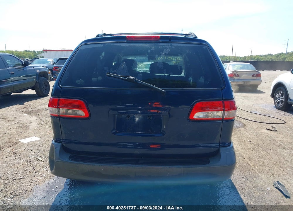 2002 TOYOTA SIENNA CE VIN: 4T3ZF19C72U446508