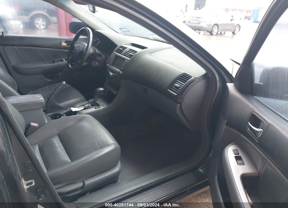 2007 HONDA ACCORD VIN: 1HGCM567X7A042202