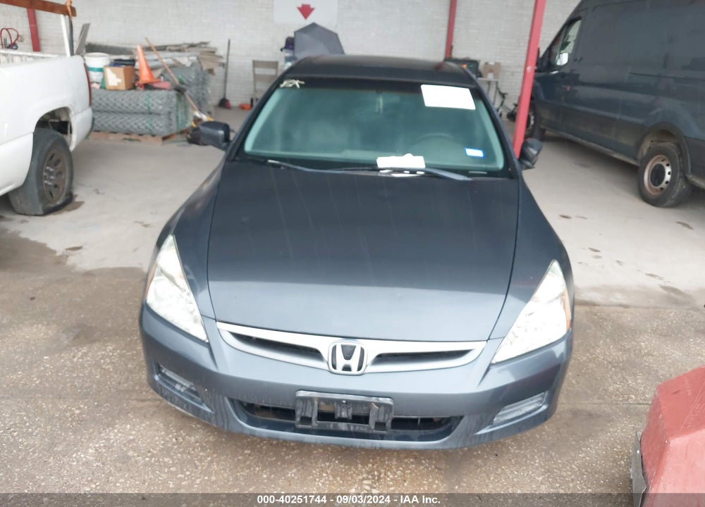 2007 HONDA ACCORD VIN: 1HGCM567X7A042202