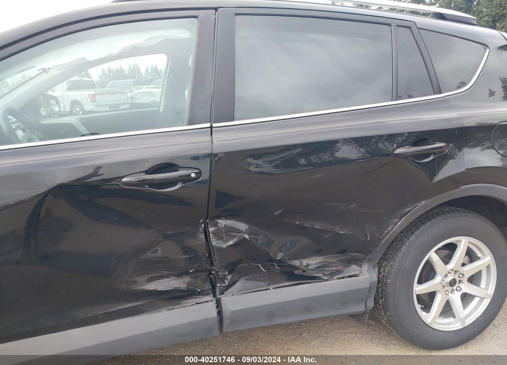 2016 TOYOTA RAV4 LE VIN: 2T3BFREV9GW414920