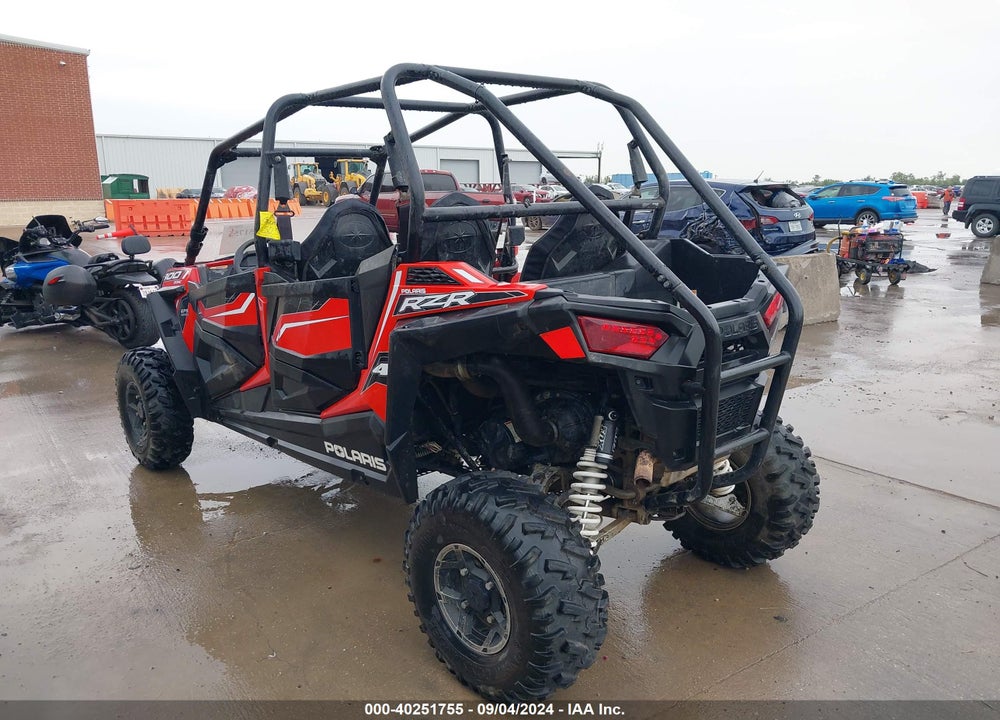 2015 POLARIS RZR 4 900 EPS VIN: 4XAVCE874FB315304