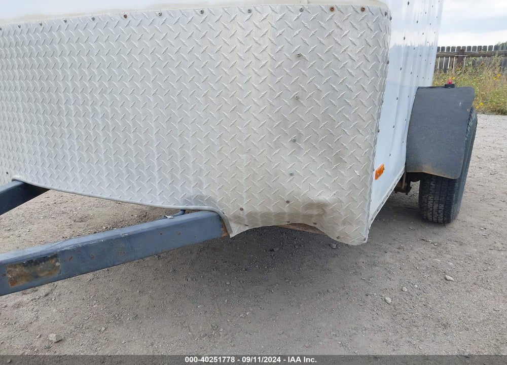 2001 UTILITY TRAILER MFG SIERRA TOWABLES VIN: 4X4TSE2131N017867