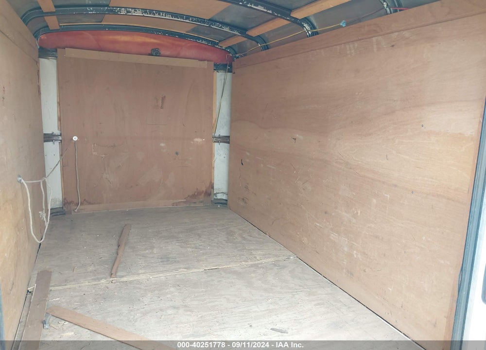 2001 UTILITY TRAILER MFG SIERRA TOWABLES VIN: 4X4TSE2131N017867
