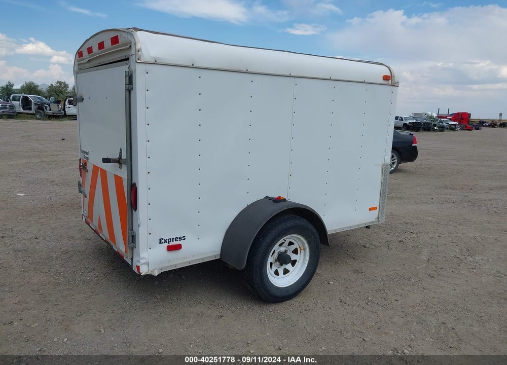 2001 UTILITY TRAILER MFG SIERRA TOWABLES VIN: 4X4TSE2131N017867