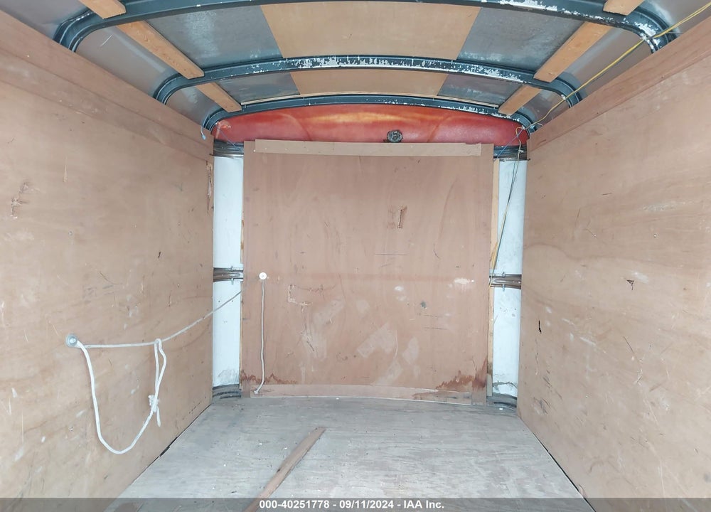 2001 UTILITY TRAILER MFG SIERRA TOWABLES VIN: 4X4TSE2131N017867