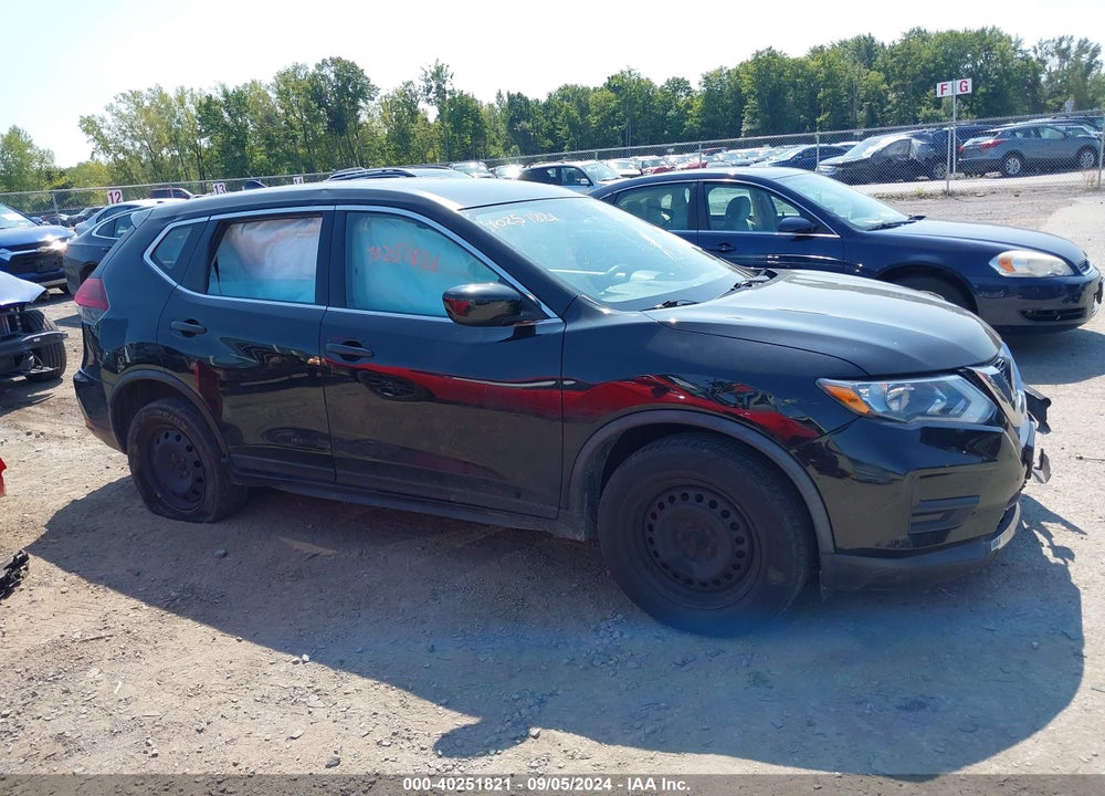 2018 NISSAN ROGUE S VIN: KNMAT2MV6JP581056
