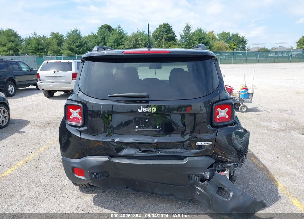 2018 JEEP RENEGADE LATITUDE FWD VIN: ZACCJABB5JPJ30377