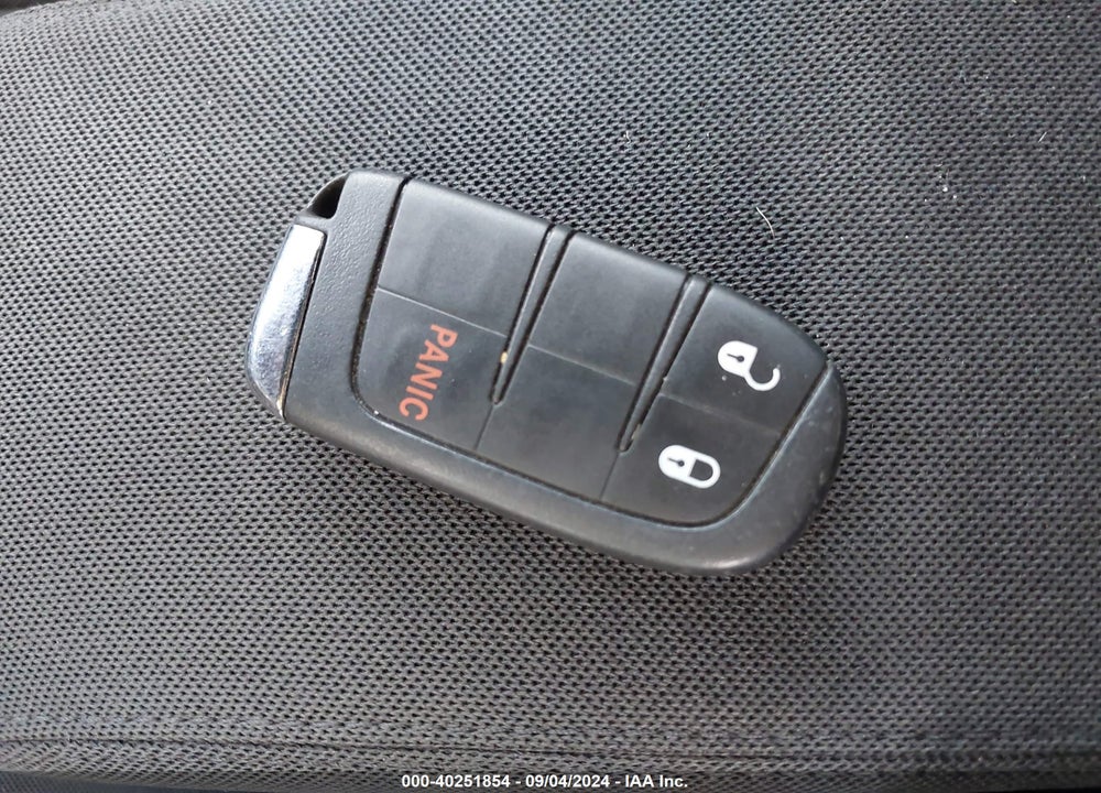 2018 JEEP RENEGADE LATITUDE FWD VIN: ZACCJABB5JPJ30377