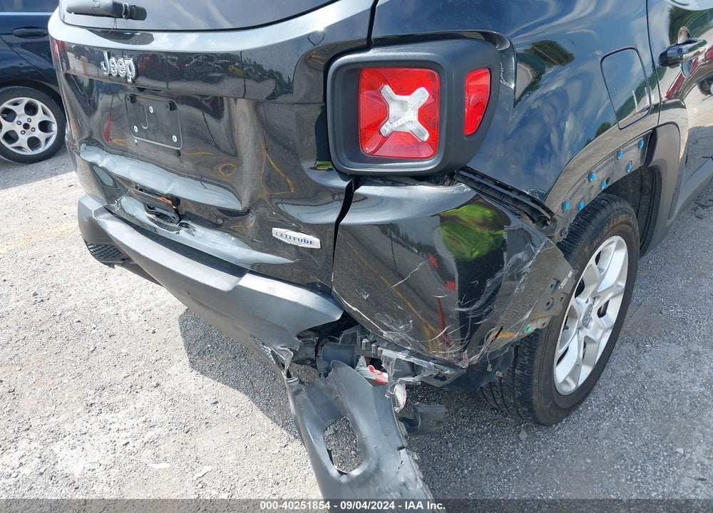2018 JEEP RENEGADE LATITUDE FWD VIN: ZACCJABB5JPJ30377