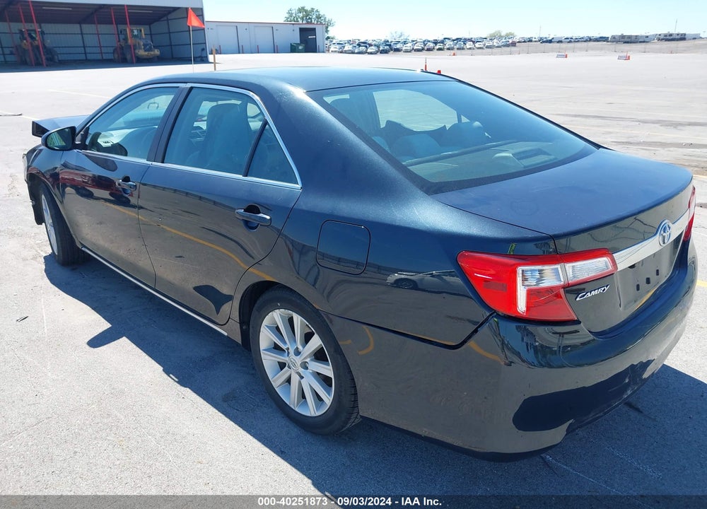 2012 TOYOTA CAMRY XLE VIN: 4T4BF1FK7CR174541