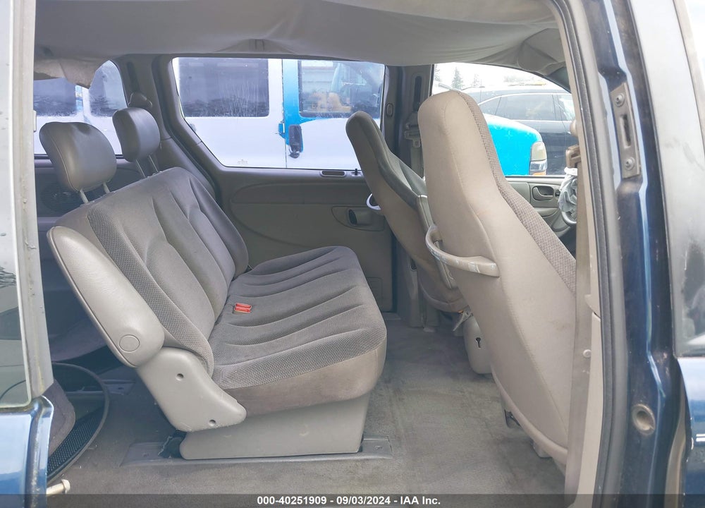 2001 CHRYSLER VOYAGER VIN: 1C4GJ25341B121243