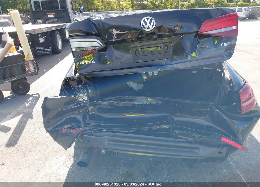 2017 VOLKSWAGEN JETTA 1.4T S VIN: 3VW2B7AJ3HM252849