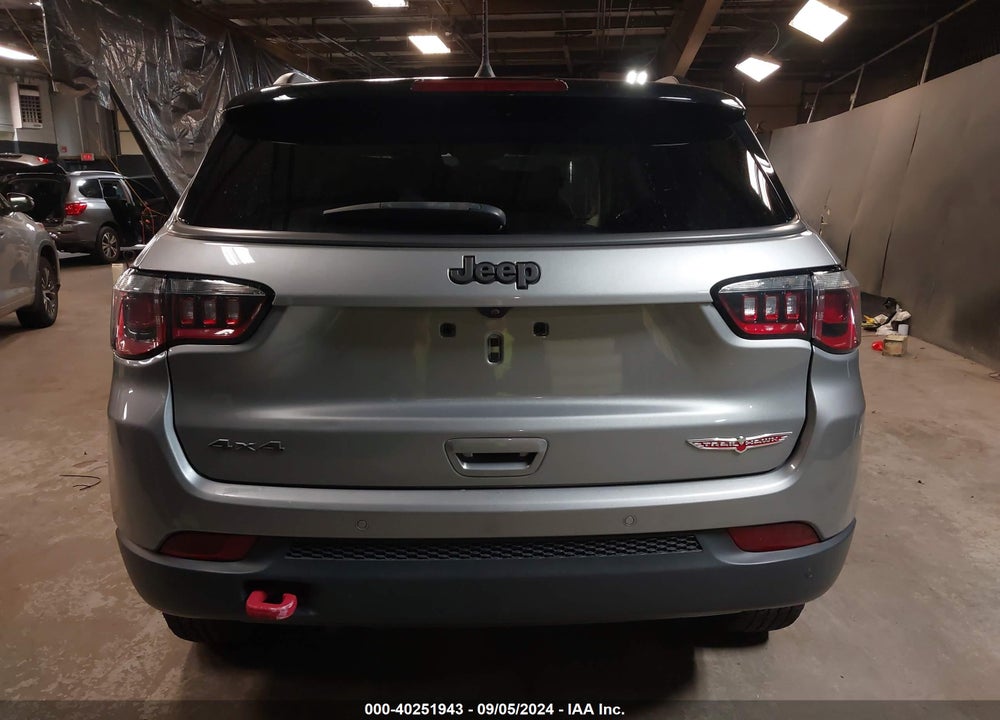 2018 JEEP COMPASS TRAILHAWK 4X4 VIN: 3C4NJDDB2JT178079