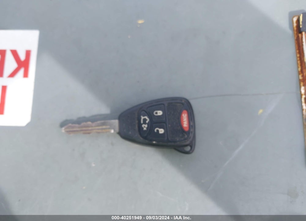 2007 CHRYSLER 300C VIN: 2C3LA63H37H776194