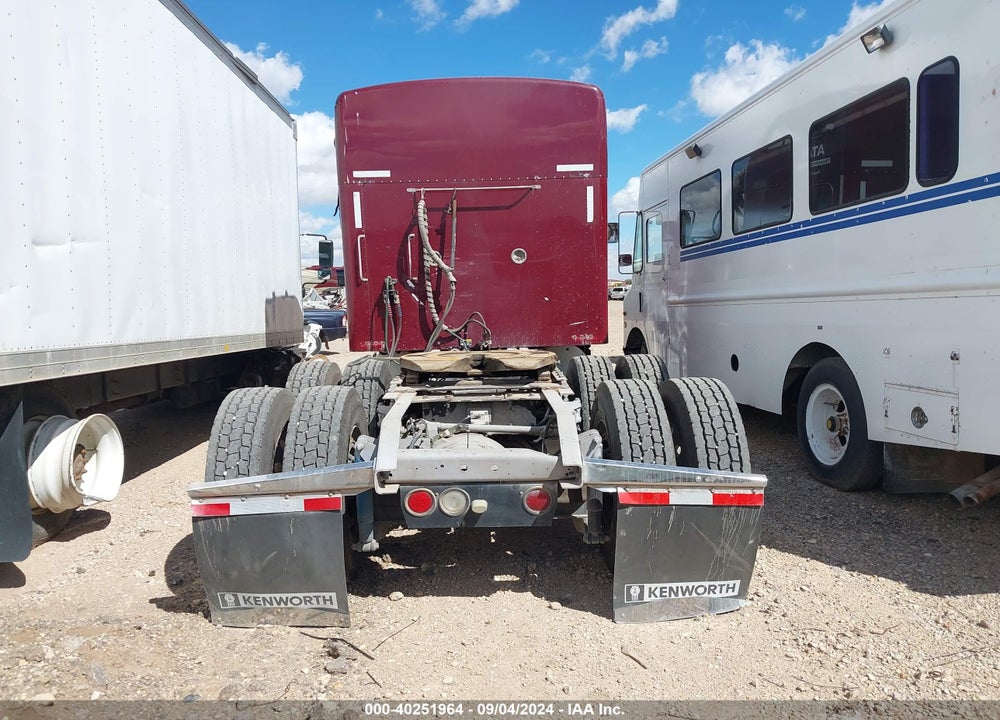 2005 KENWORTH T600 T600 VIN: 1XKADB8X75J091179