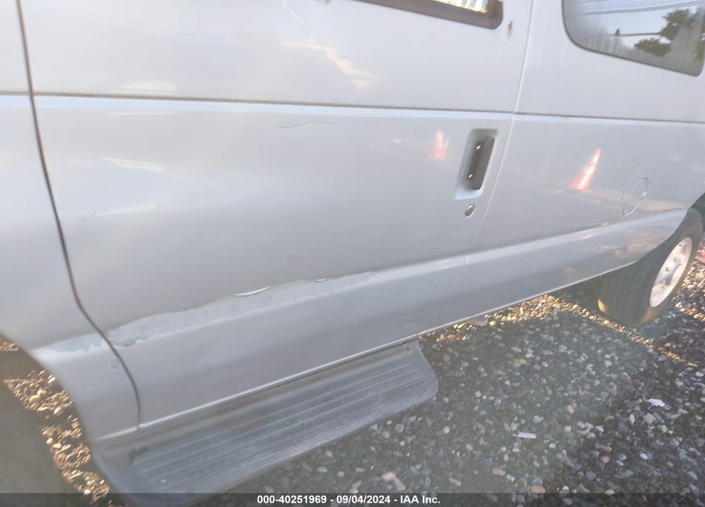 2007 FORD E-350 SUPER DUTY XL/XLT VIN: 1FBSS31L47DA91004