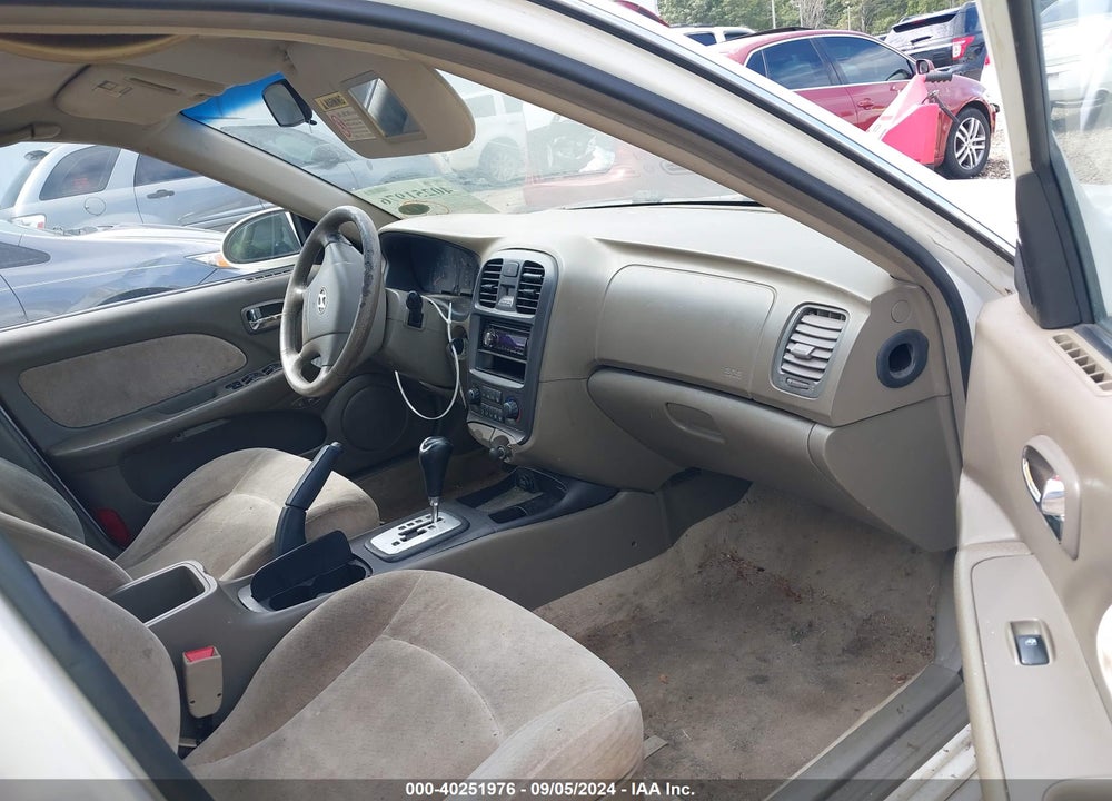 2002 HYUNDAI SONATA GLS VIN: KMHWF25H82A624818