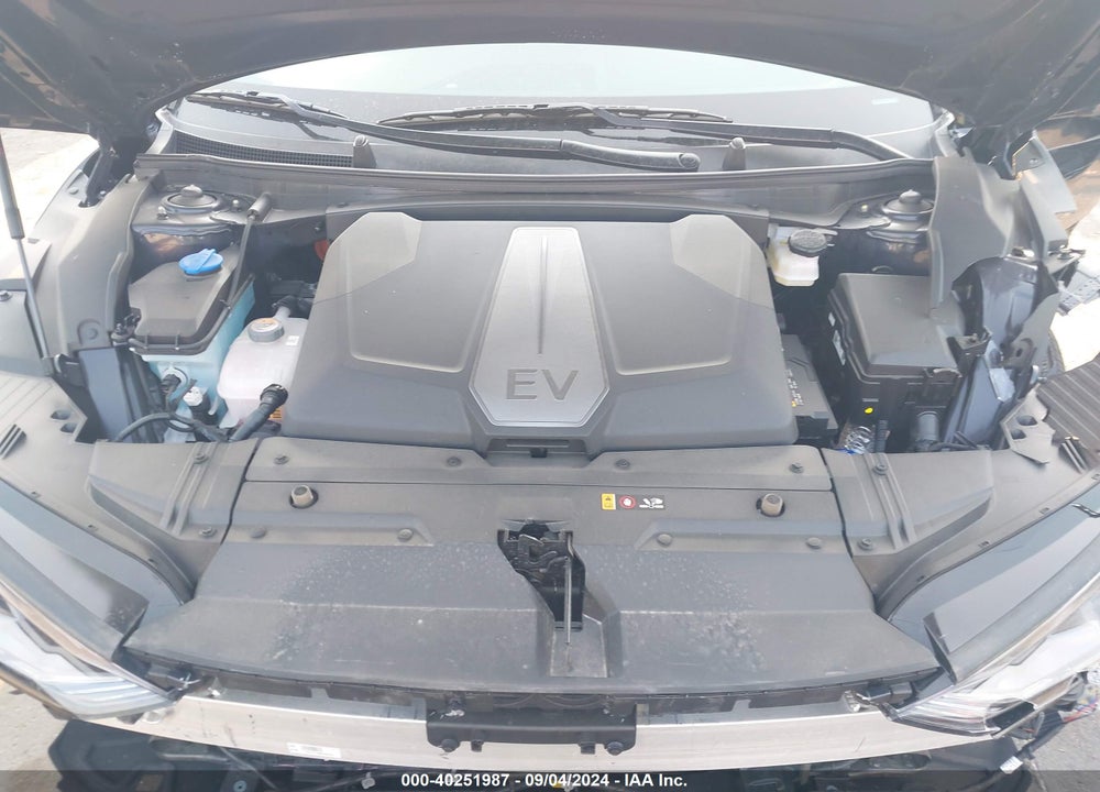 2023 KIA EV6 LIGHT VIN: KNDC34LB6P5611186