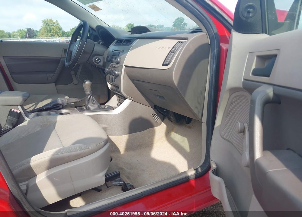 2009 FORD FOCUS S VIN: 1FAHP34N29W111008