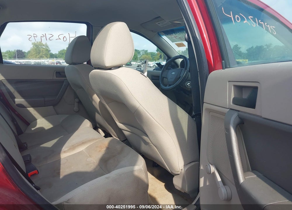 2009 FORD FOCUS S VIN: 1FAHP34N29W111008