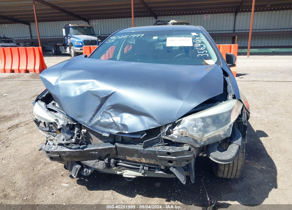 2015 TOYOTA COROLLA LE VIN: 2T1BURHE8FC356440