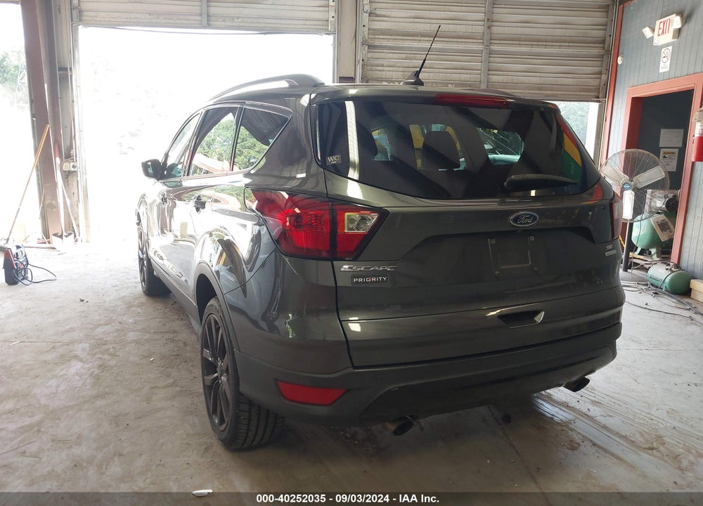 2019 FORD ESCAPE SE VIN: 1FMCU0GD9KUB21692