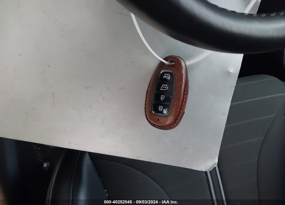 2022 HYUNDAI VELOSTER N VIN: KMHT36AH8NU013313