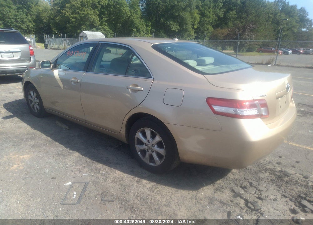 2011 TOYOTA CAMRY LE VIN: 4T1BF3EK4BU636818