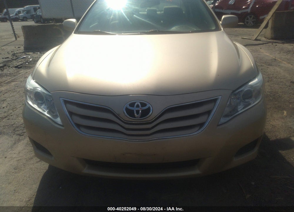 2011 TOYOTA CAMRY LE VIN: 4T1BF3EK4BU636818